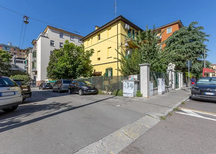 Appartamento Guesthost - Bright Flat Sant Orsola & Laura