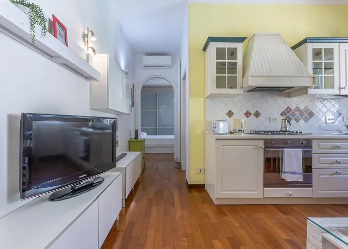 Guesthost - Bright Flat Sant Orsola & Laura *