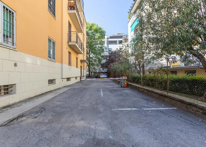 Guesthost - Bright Flat Sant Orsola & Laura Appartement