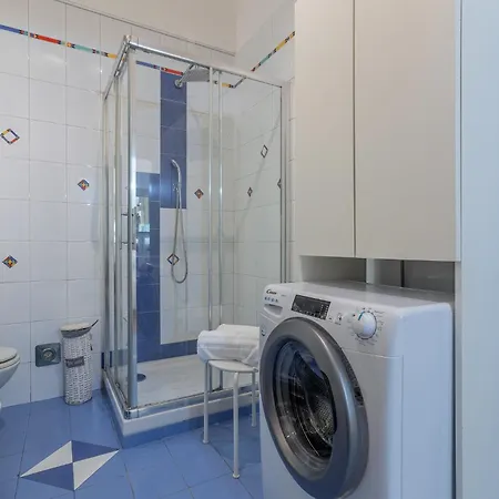 Apartamento Guesthost - Bright Flat Sant Orsola & Laura Bolonha