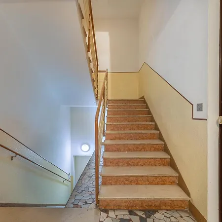 Guesthost - Bright Flat Sant Orsola & Laura Bologna