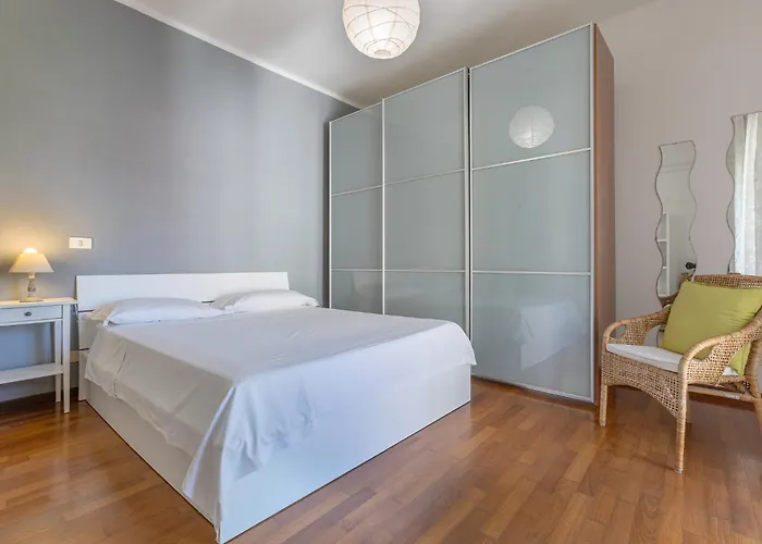 Apartman Guesthost - Bright Flat Sant Orsola & Laura