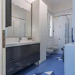 Guesthost - Bright Flat Sant Orsola & Laura